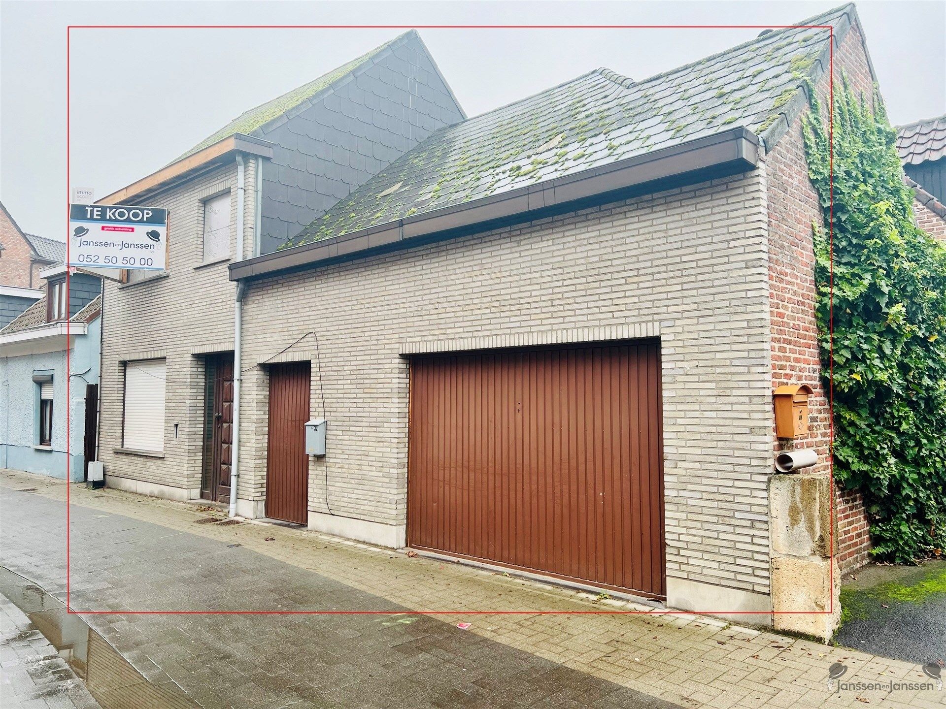 Te bouwen woning met garage foto {{pictureIndex}}