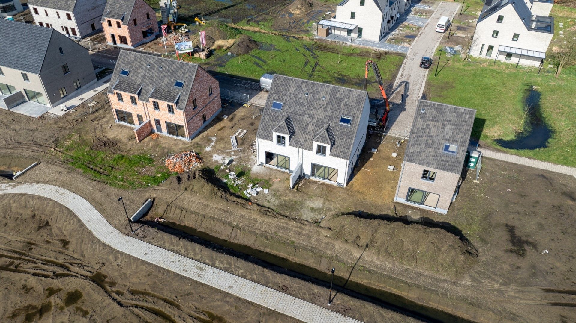 Energiezuinige halfopen bebouwing met 3 slpk’s foto 4