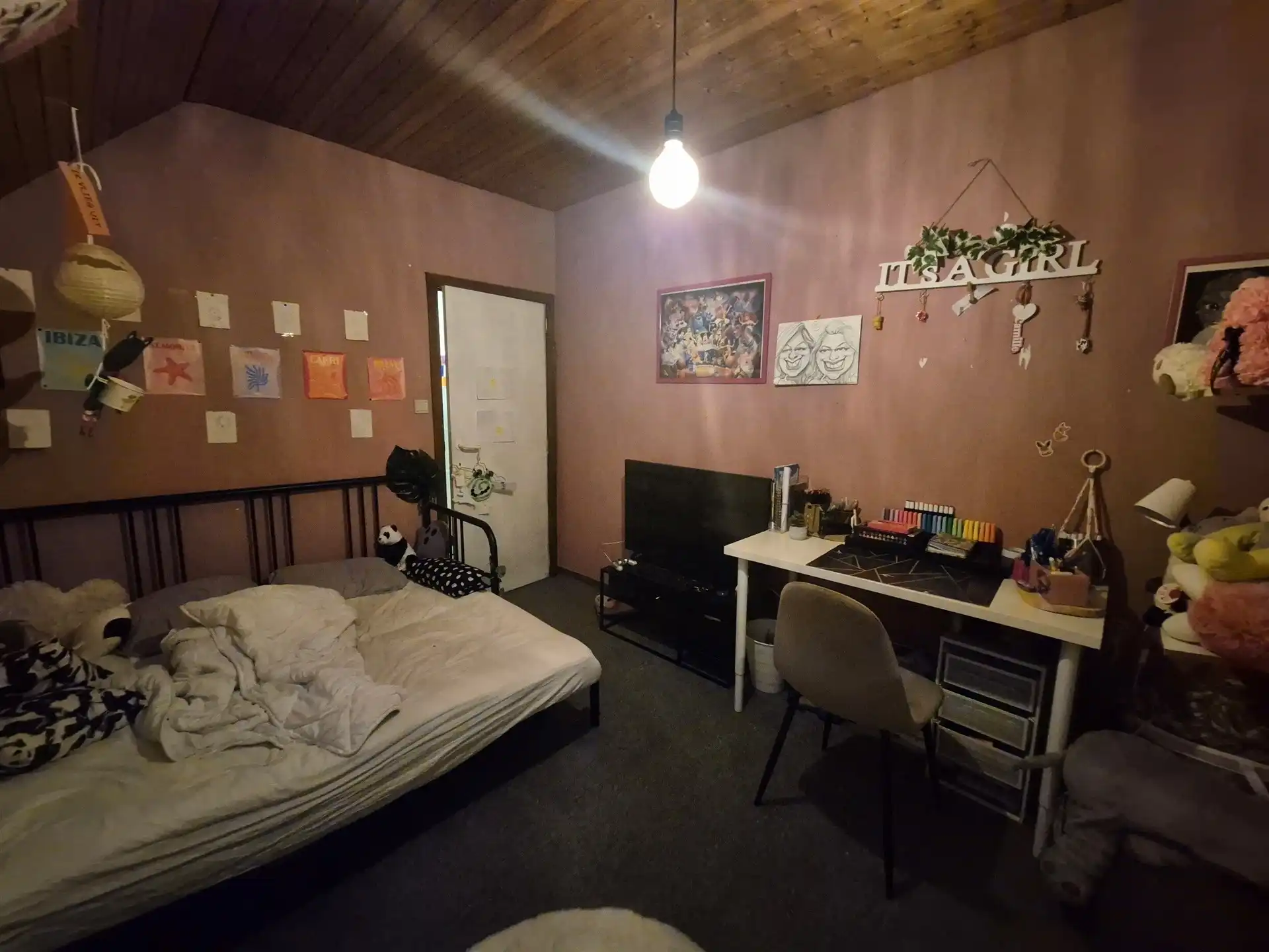 Centraal gelegen 3 slaapkamer woning met tuin. foto 21