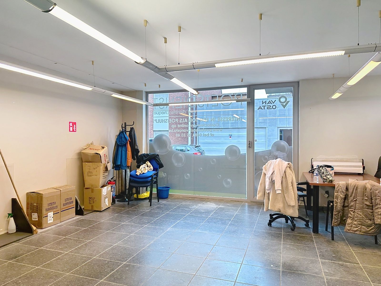 Hoekpand in centrum Aartselaar met veel lichtinval/ramen foto 10