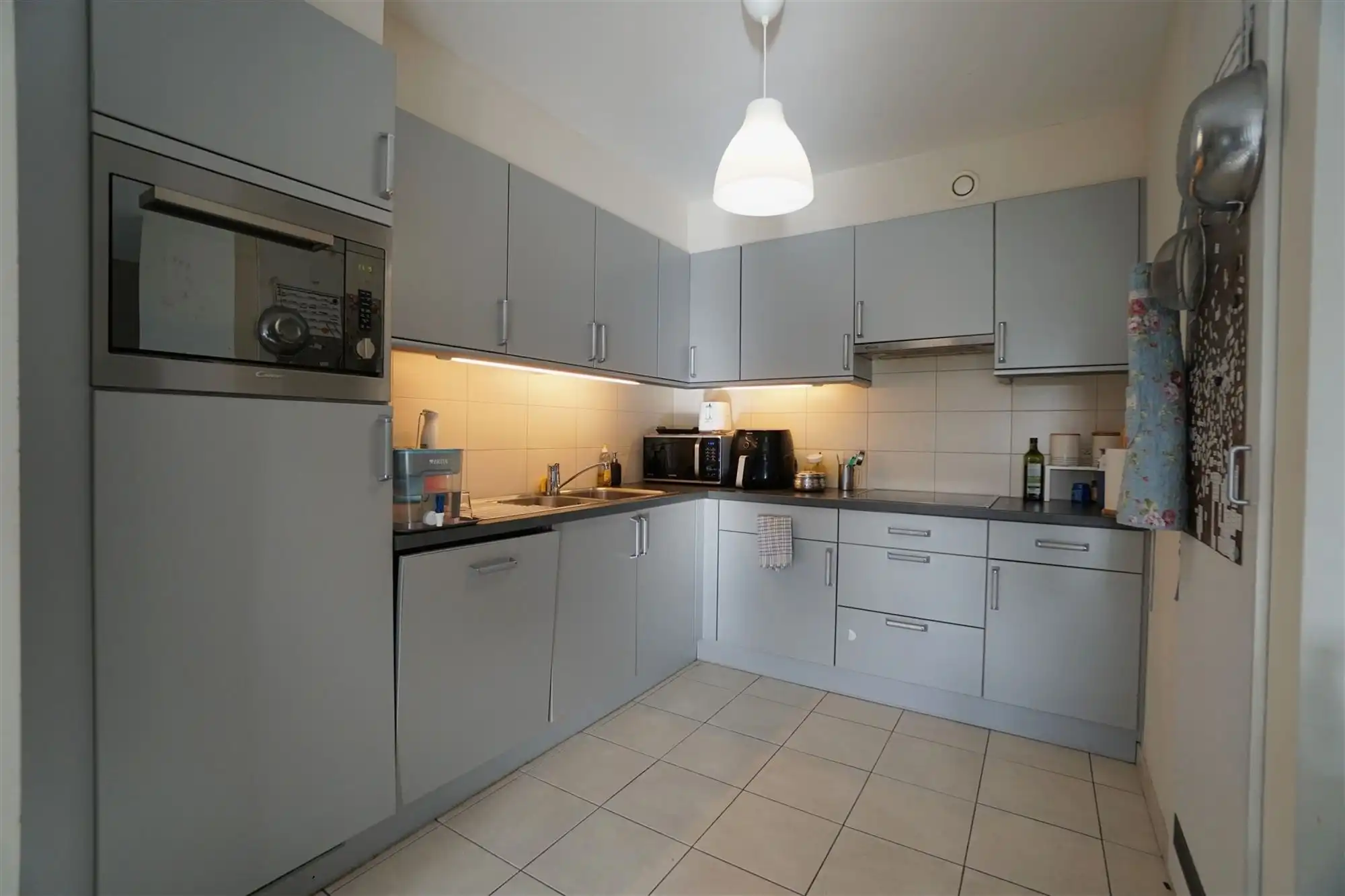 2-slpk appartement met terras te Gent foto 4