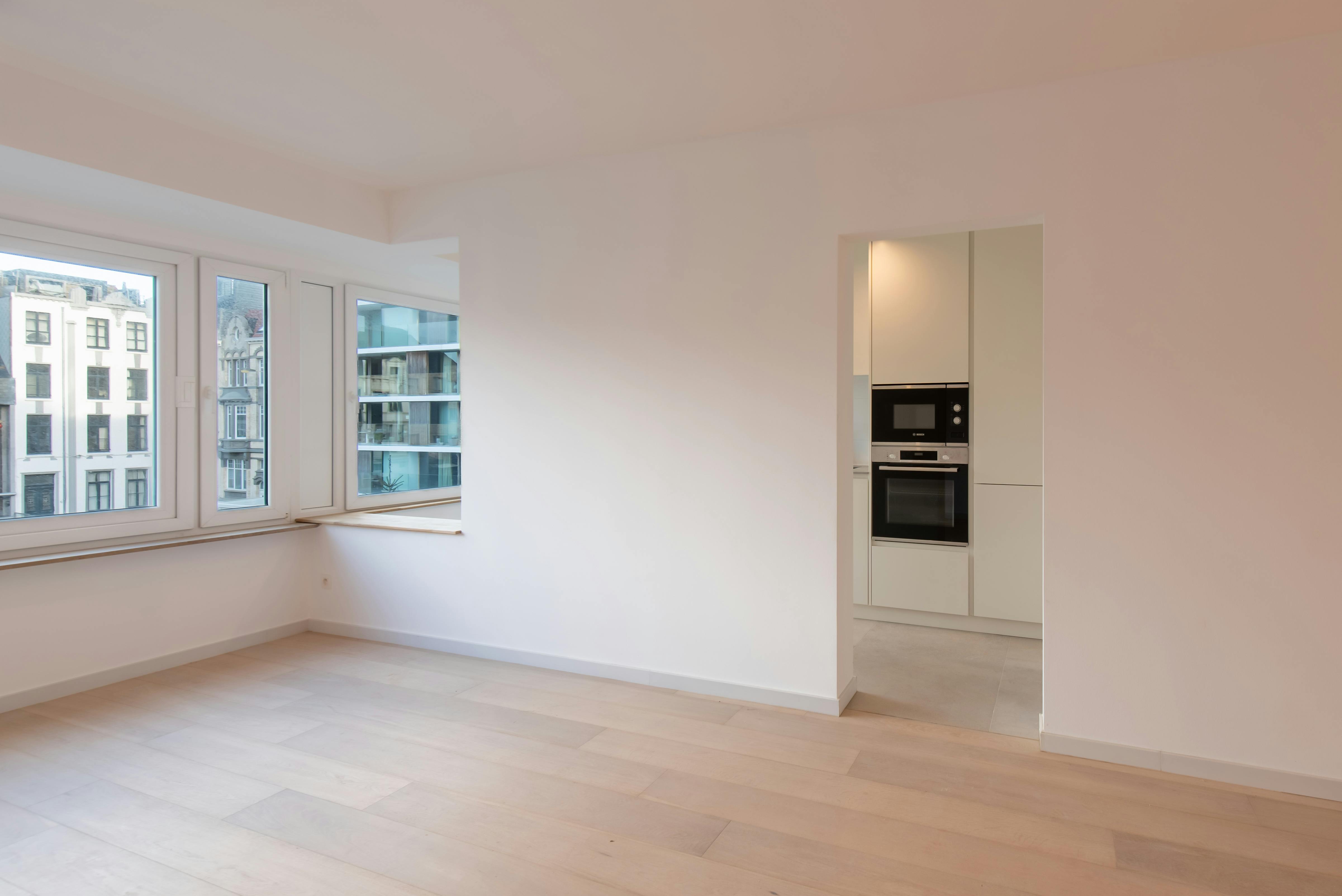 Prachtig gerenoveerd appartement met open zicht foto 4