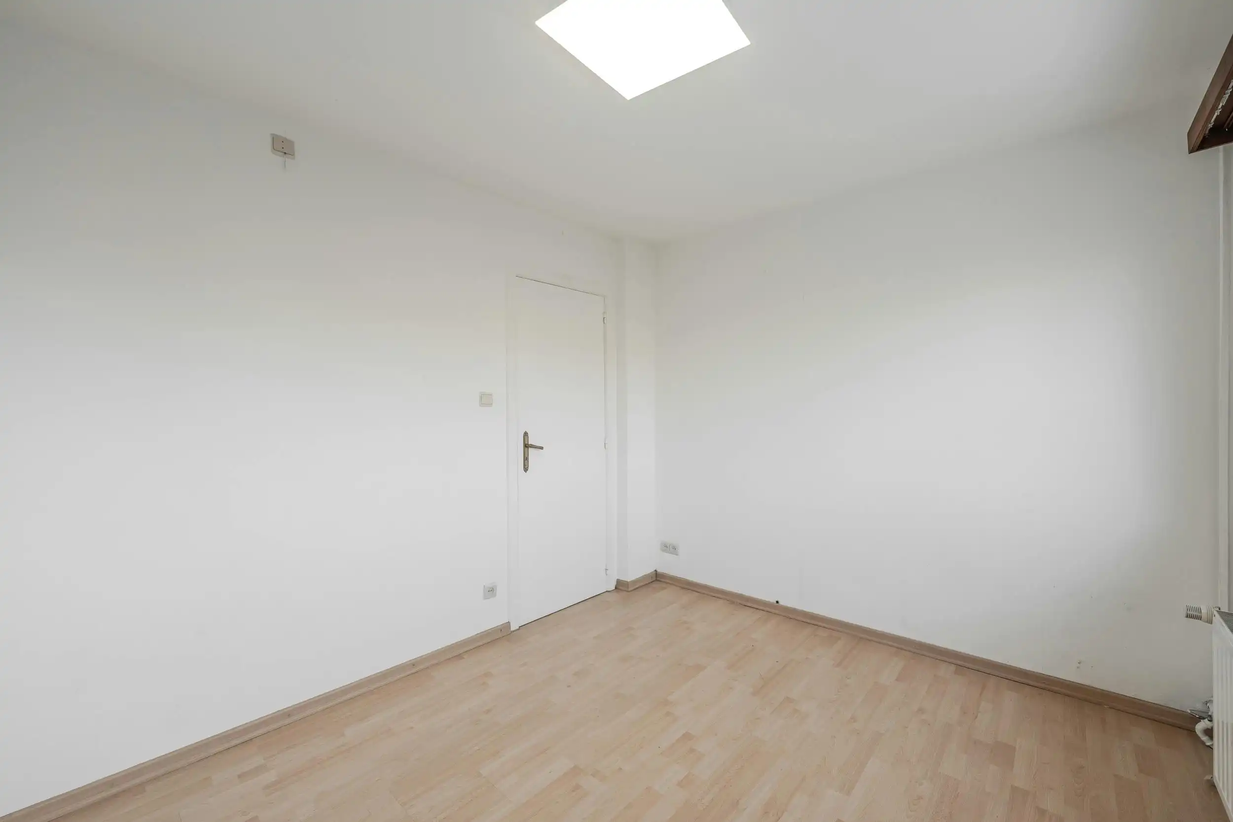 Halfopen woning met 4 slpks en zonnige tuin te Mariakerke foto 10