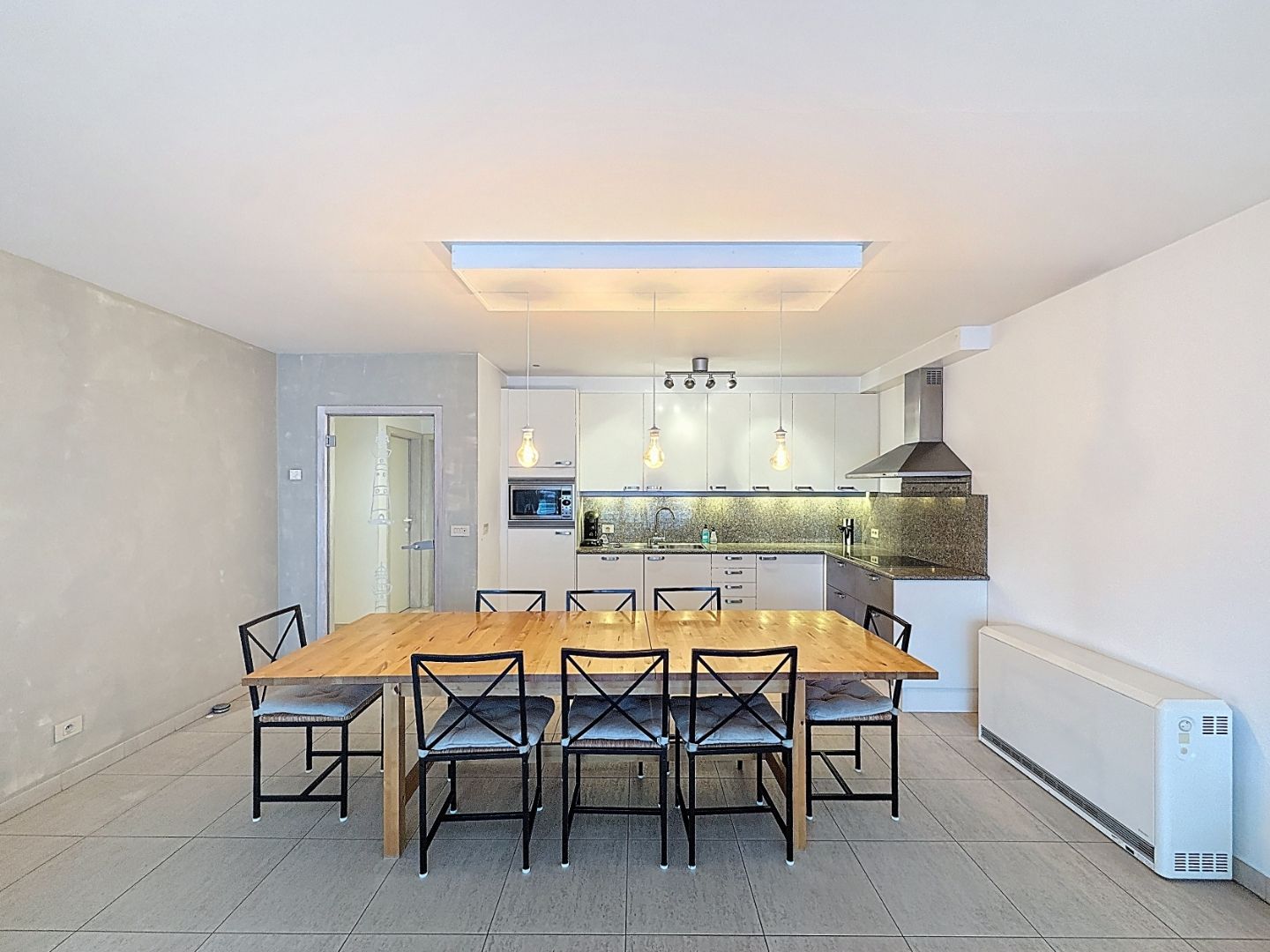 Ruim drieslaapkamer appartement  met zuidgericht terras met centrale ligging te Nieuwpoort-Bad foto 4