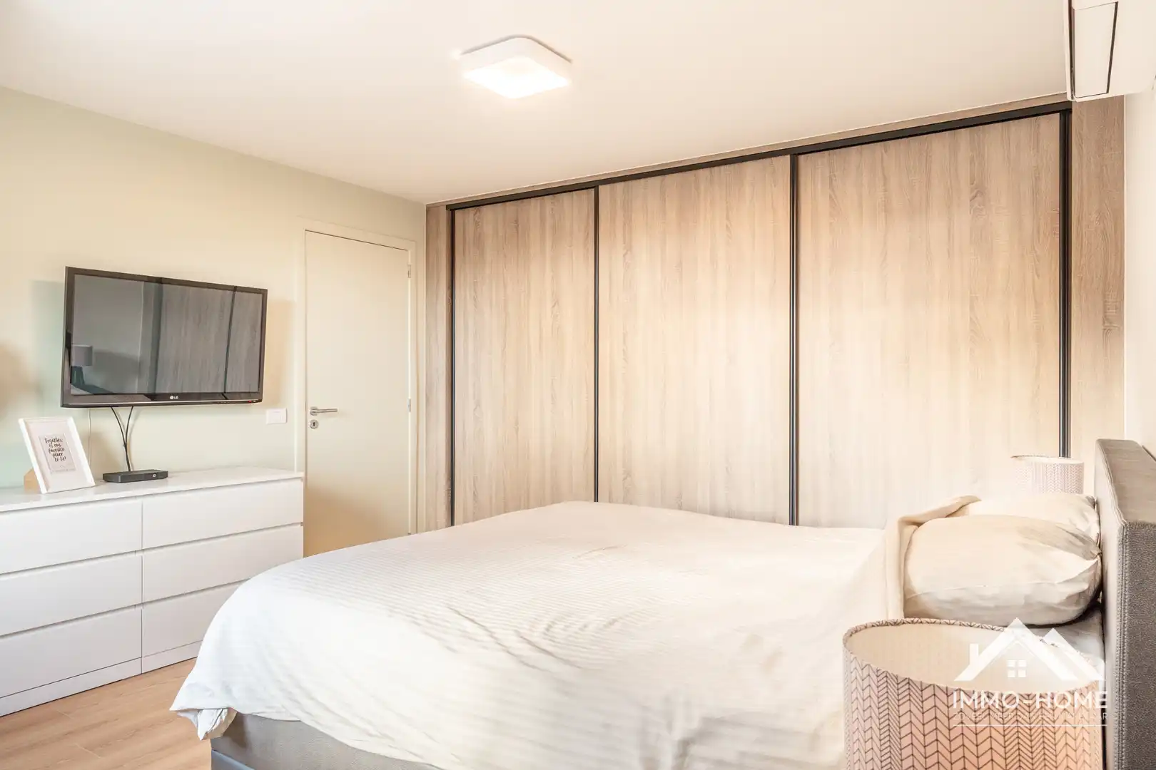 Prachtige instapklare woning met zwembad!  foto 22