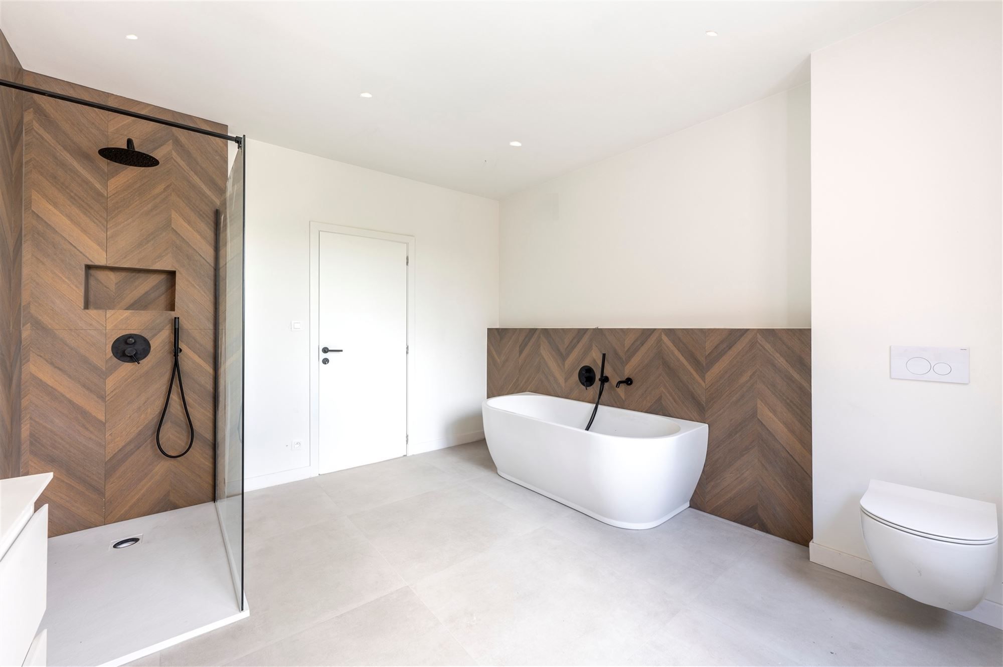 Gerenoveerde woning met tuin foto 22