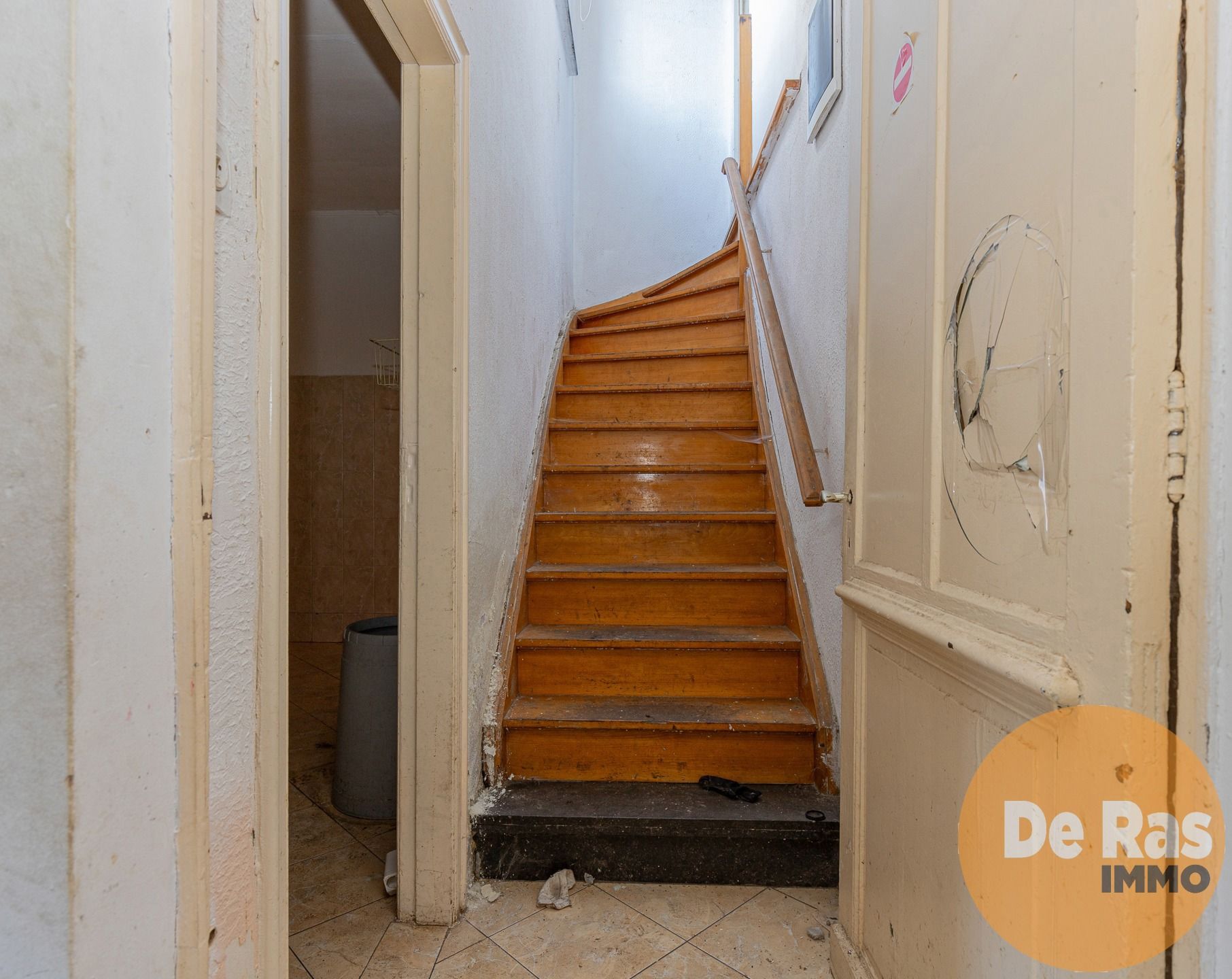 WETTEREN - Voormalig handelspand met 4 slaapkamers foto 8