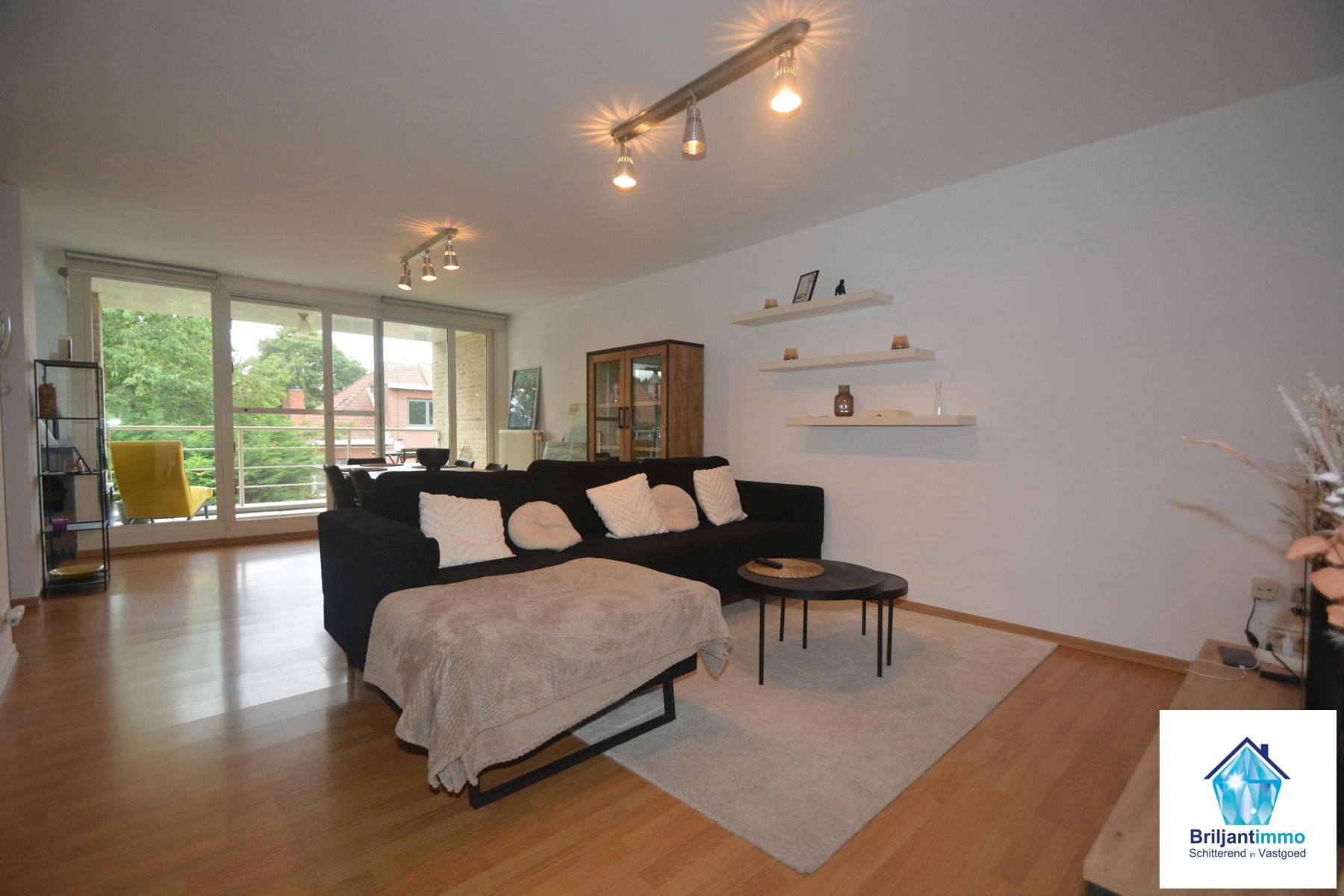 Ruim en instapklaar appartement op fietsafstand van centrum foto 2