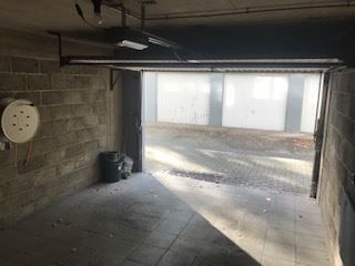 Mooi en ruim appartement met 2 slk, berging en gesloten garage aan het centrum van Genk! foto 15