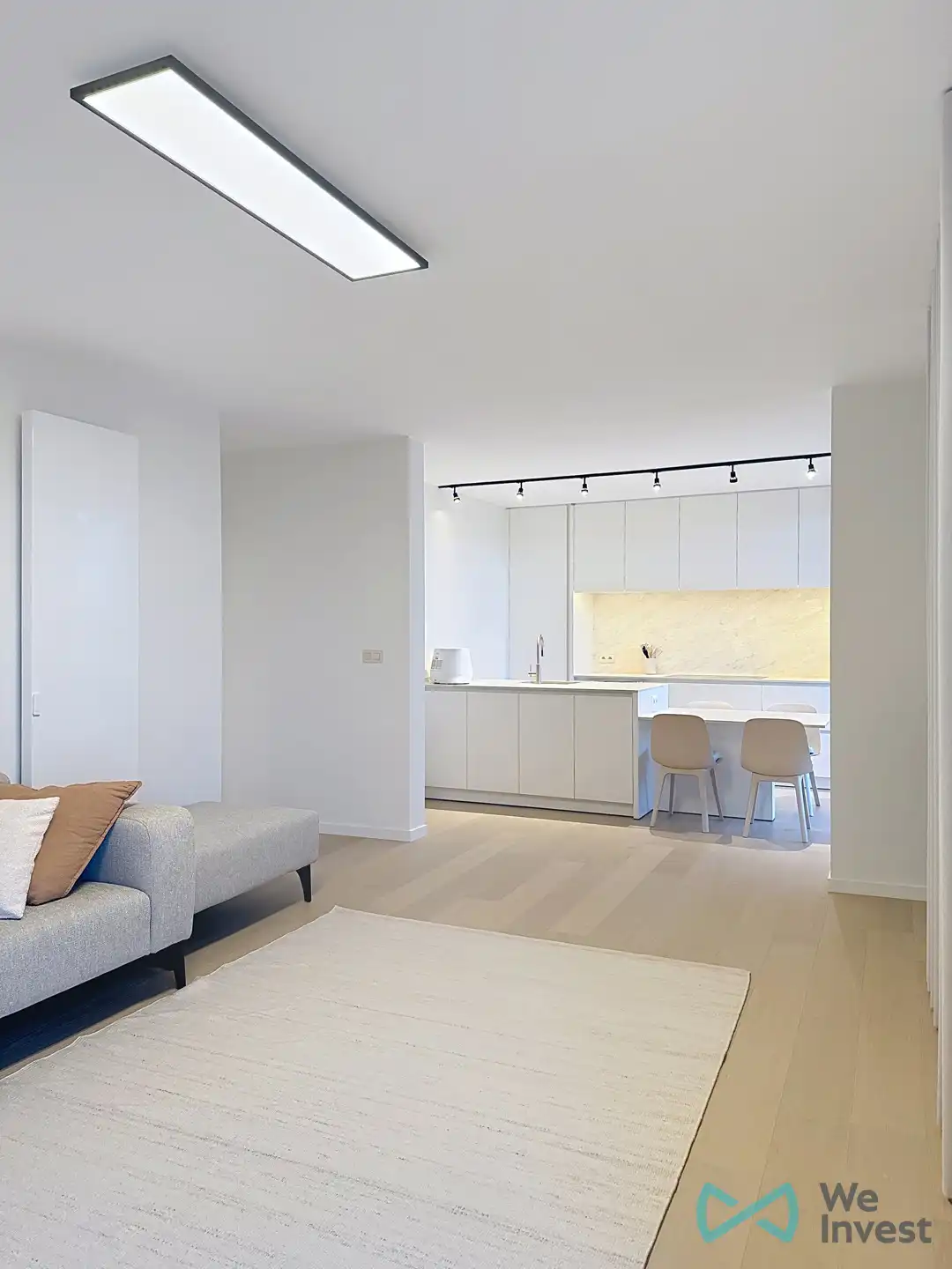 Instapklaar, centraal gelegen appartement met 2 slaapkamers foto 3