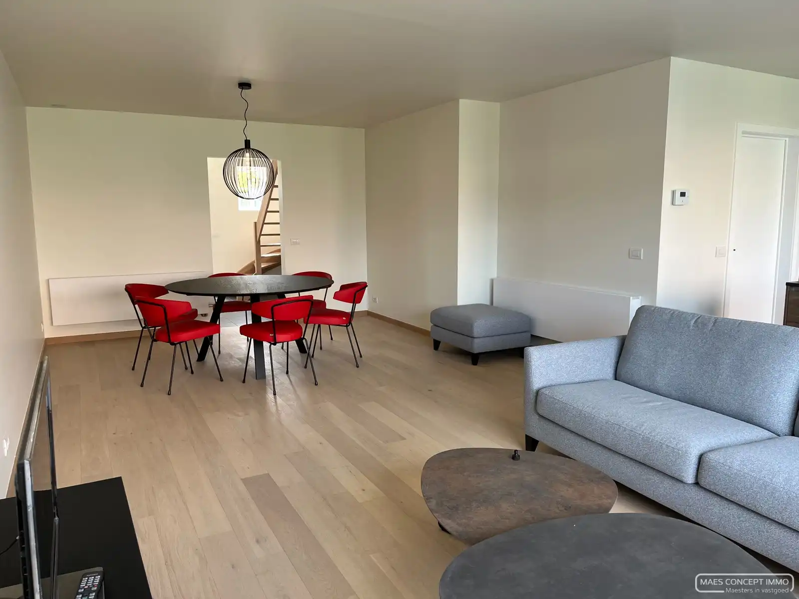 Nieuwbouwwoning met garage en zonnepanelen te huur in Anzegem foto 4