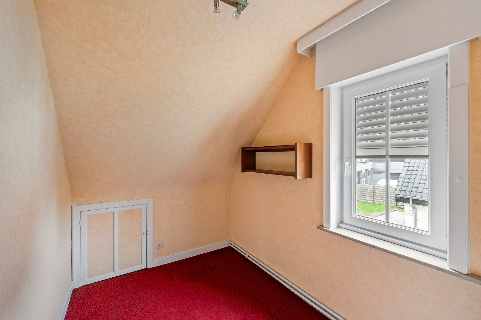 Charmante alleenstaande woning met 3 slaapkamers en garage te Menen foto 15