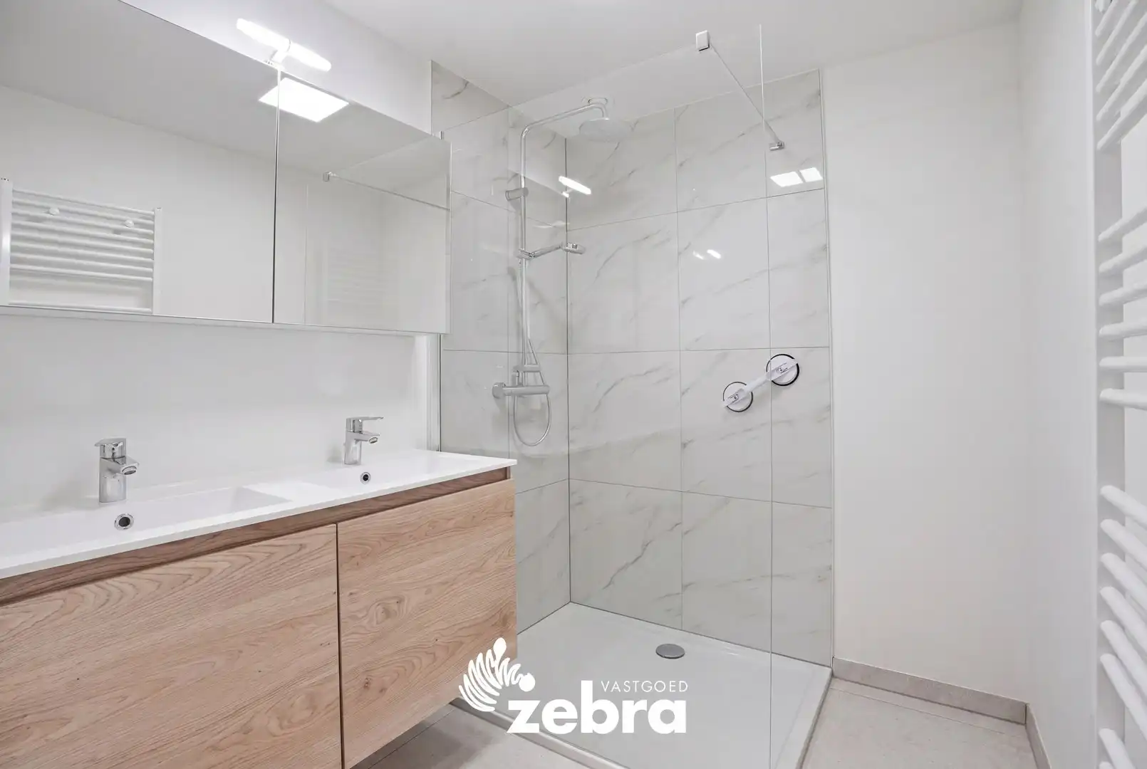 Instapklaar appartement met 2 slaapkamers en terrassen op topligging in Tielt! foto 13