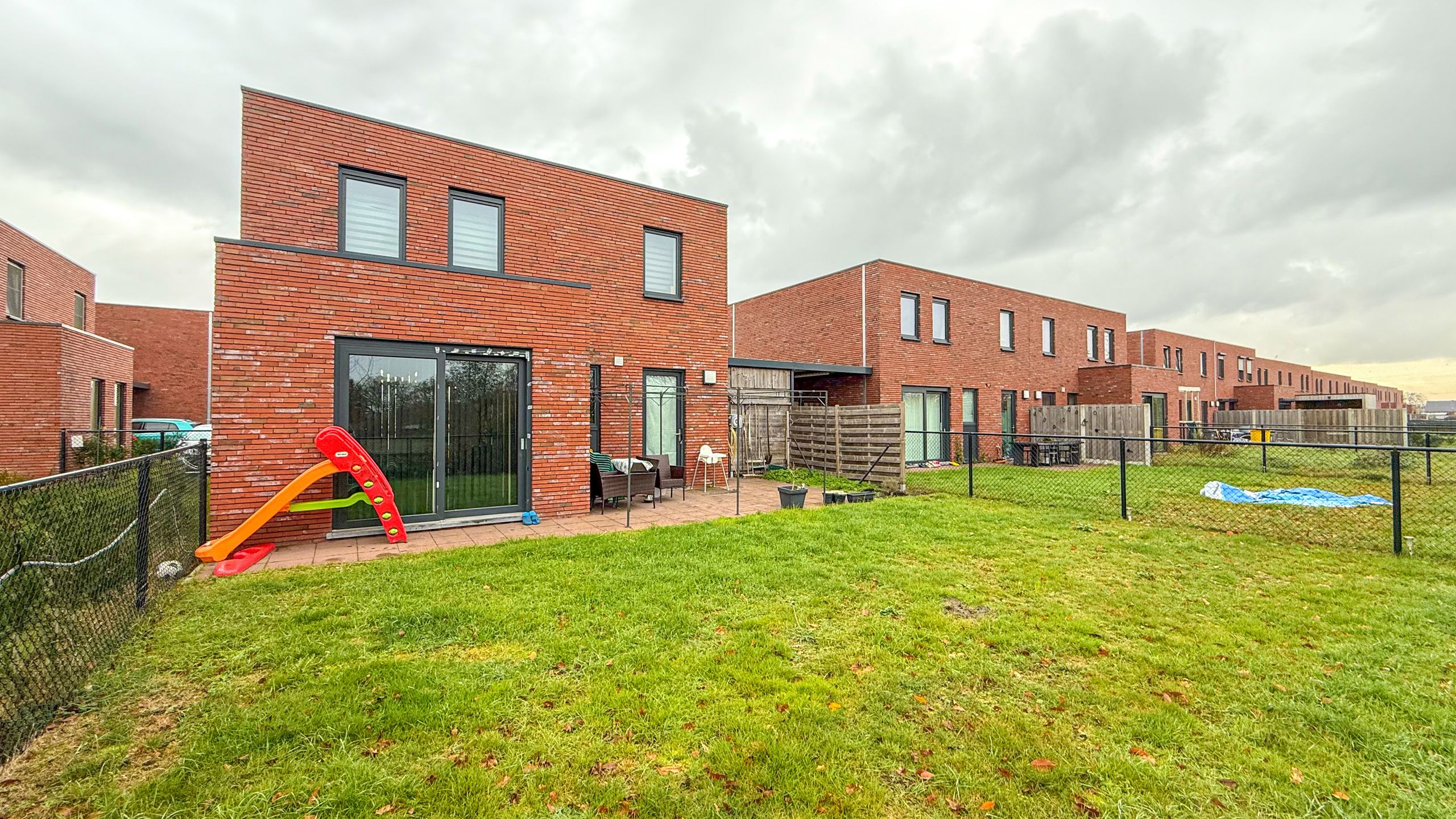 Moderne gezinswoning in rustige doodlopende straat met EPC A foto 33