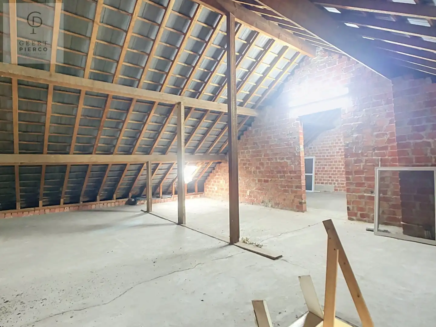 Charmante woning met garage en kelder in de rustige Kan. Schoolslaan, Landen - een perfecte kans voor jouw nieuwe thuis! foto 15