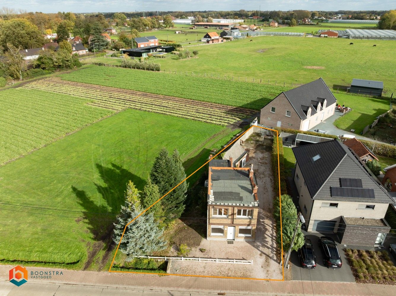 Te renoveren woning met 3 slpkrs in Sint-Katelijne-Waver foto 2