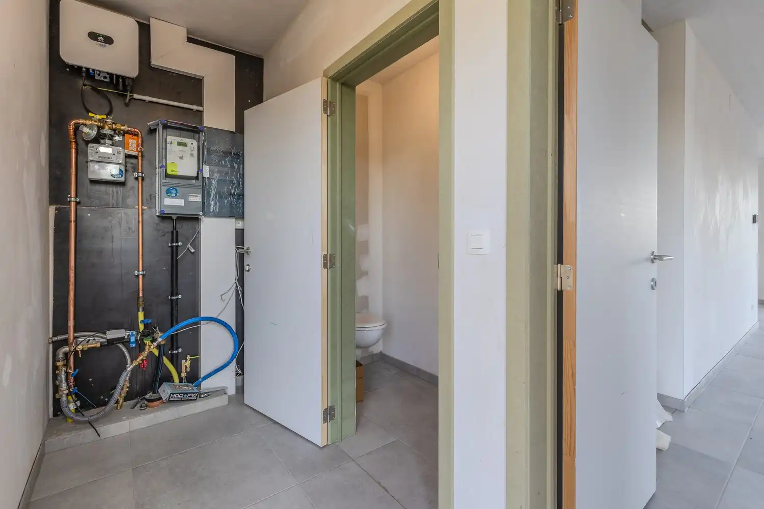 Hedendaagse nieuwbouwwoning met drie slaapkamers op rustige ligging in Neeroeteren foto 5