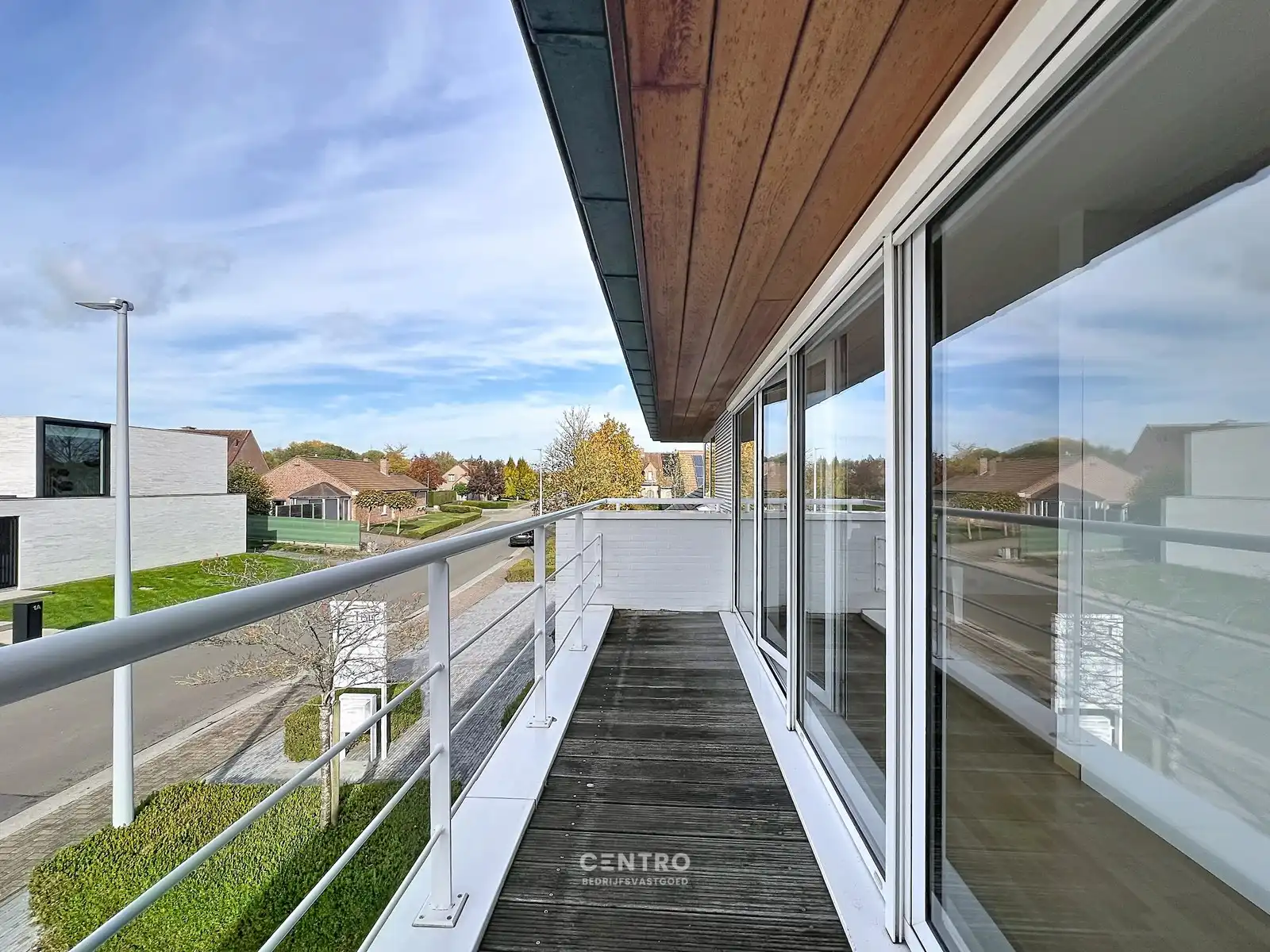 EXCLUSIEVE VILLA MET RUIME KANTOORVLEUGEL OP 1.191 M² – LUXE, RUIMTE EN VEELZIJDIGHEID! foto 19