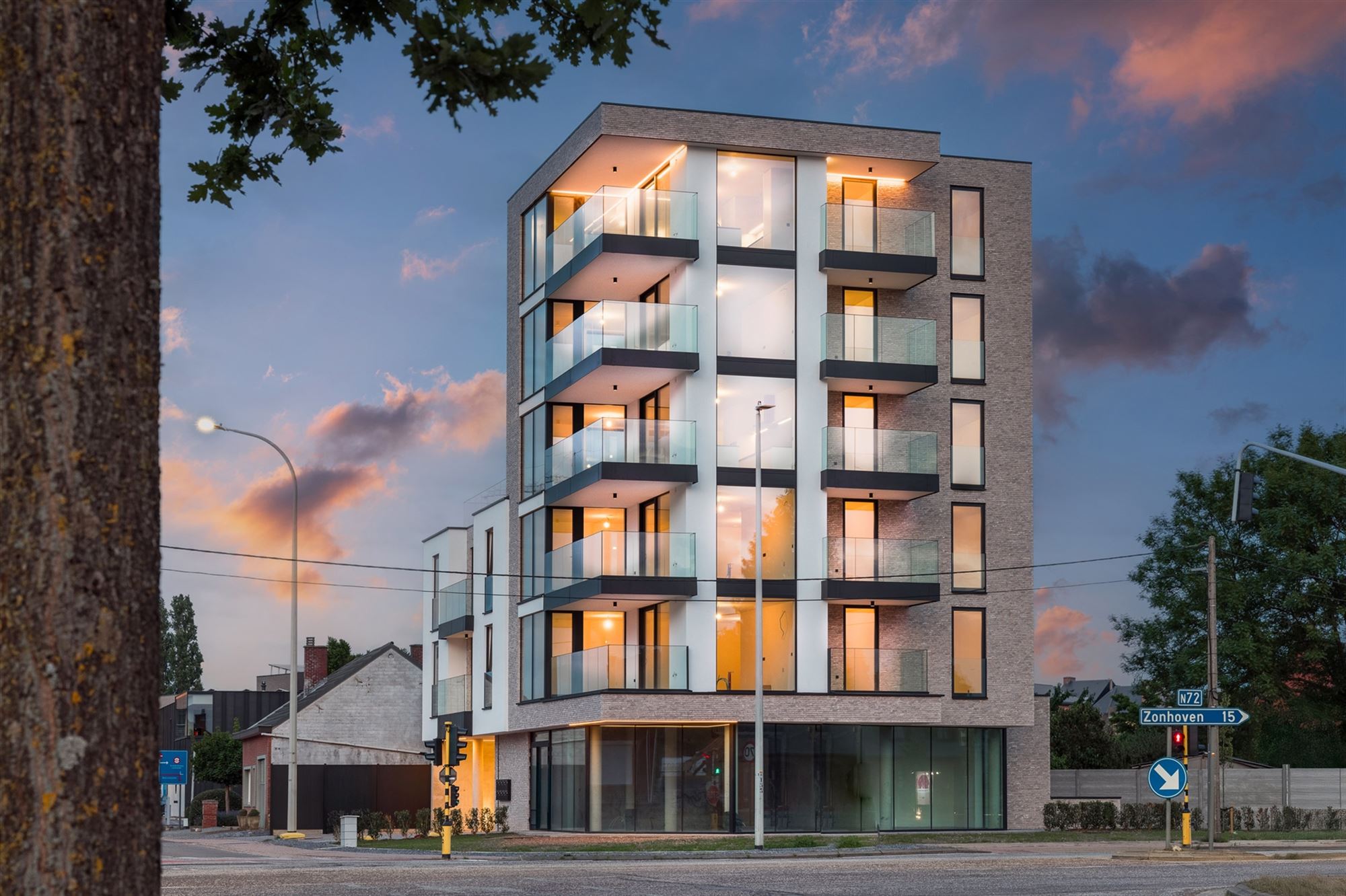 UITZONDERLIJK NIEUWBOUW APPARTEMENT VAN 126M² MET 2 SLAAPKAMERS EN 3 TERRASSEN VAN MAAR LIEFST 68M² MET MOGELIJKHEID TOT AANKOOP 6% BTW! foto 2
