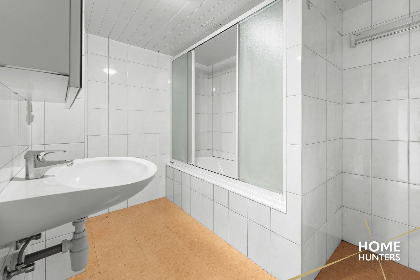 Halfopen gezinswoning met 3 slpks, carport en diepe tuin in Dikkebus foto 15