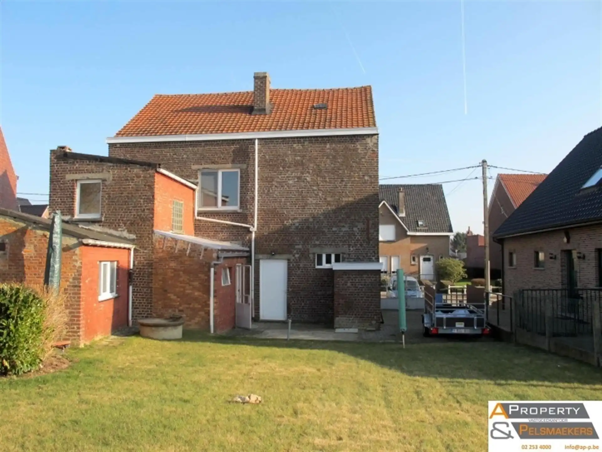 Woning met tuin foto 2