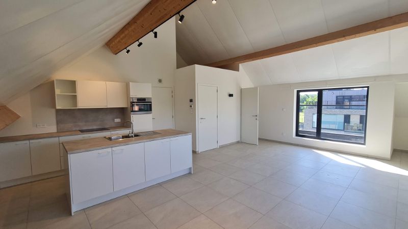 instapklaar 3 slaapkamer appartement met autostaanplaats foto 2