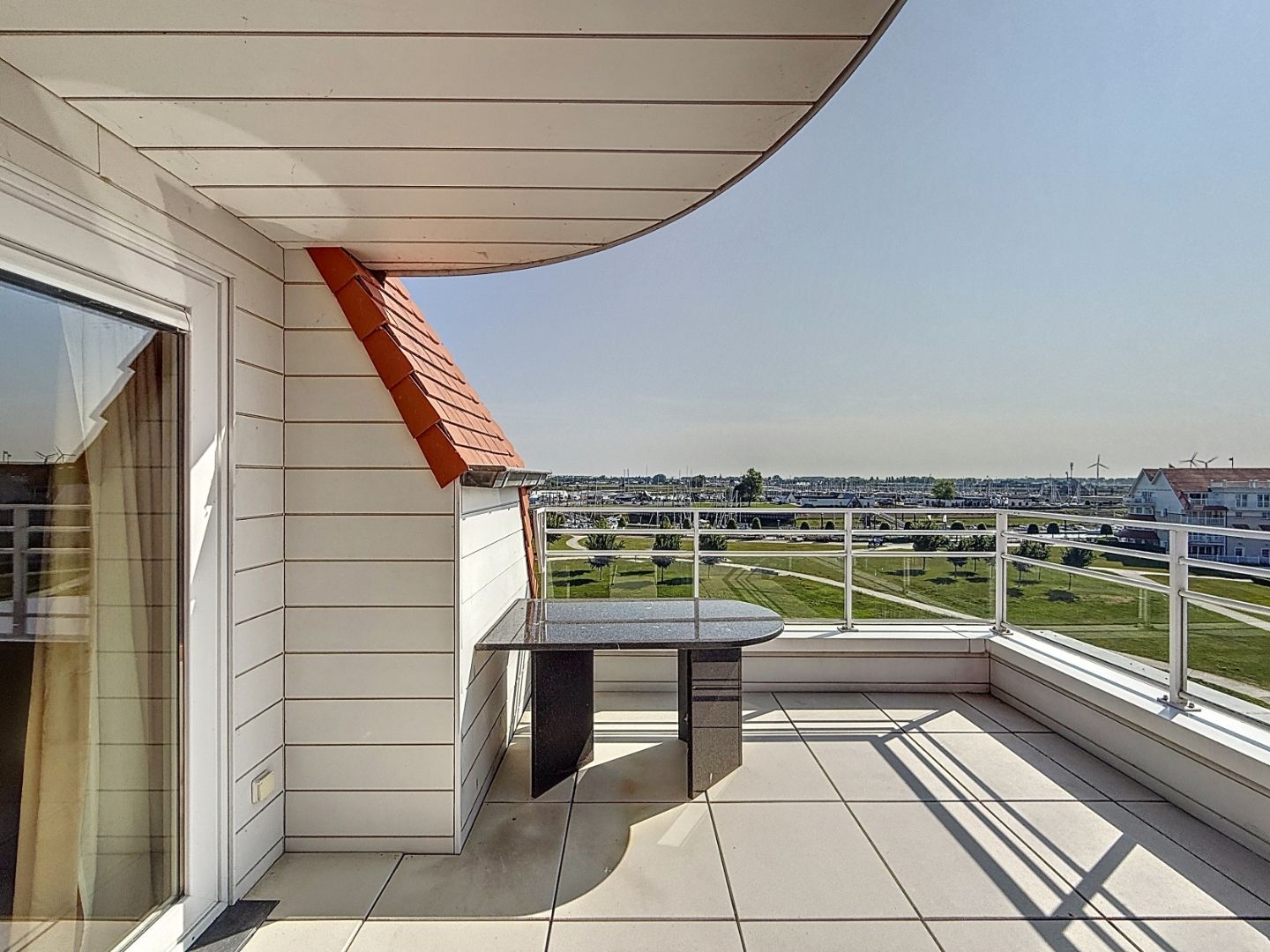 Penthouse met twee ruime terrassen op toplocatie met zicht op het maritiem park te Nieuwpoort foto 17