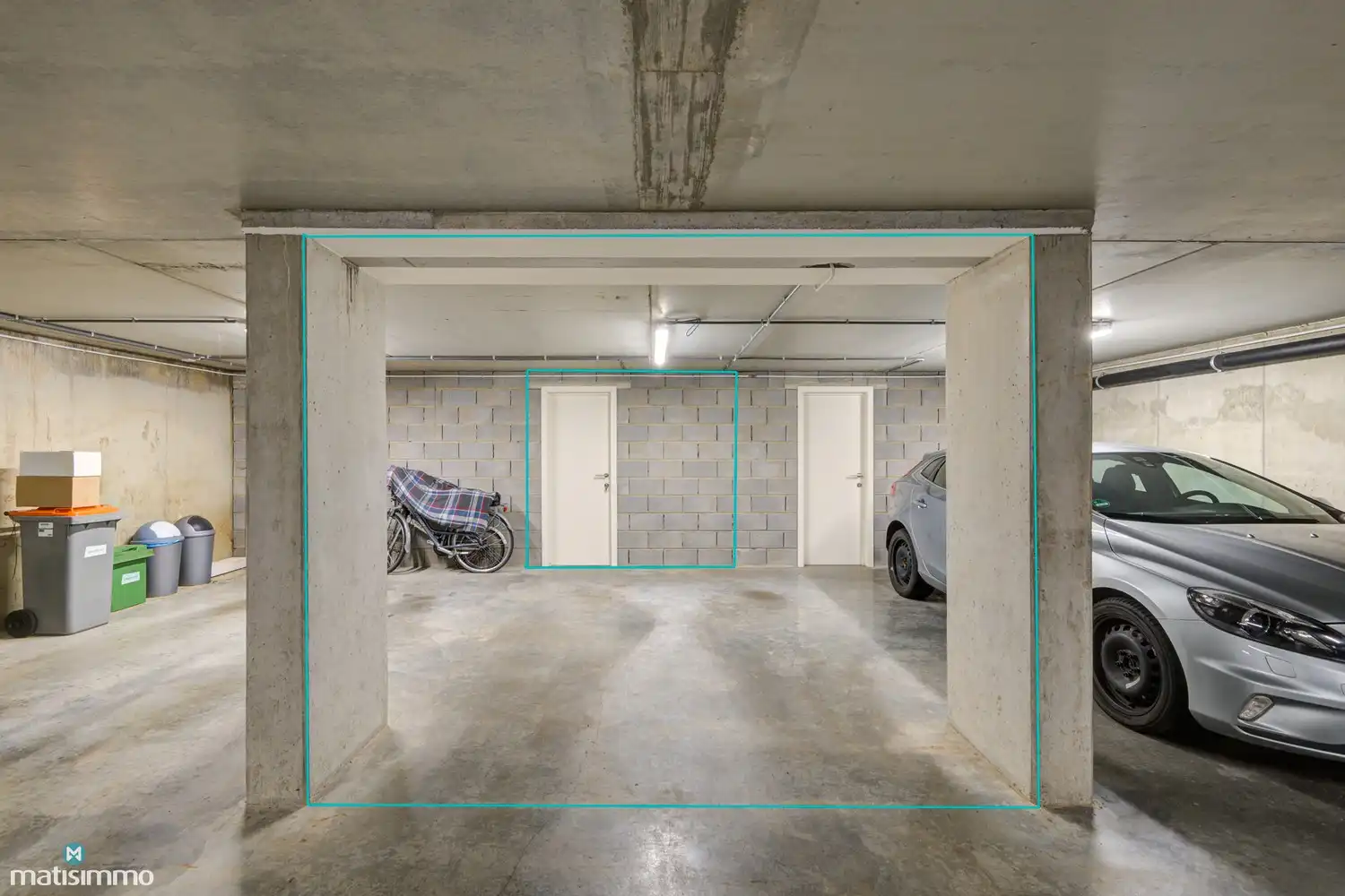 INSTAPKLAAR GELIJKVLOERS APPARTEMENT MET TUIN EN AUTOSTAANPLAATS NABIJ HET STADSCENTRUM VAN BILZEN foto 12