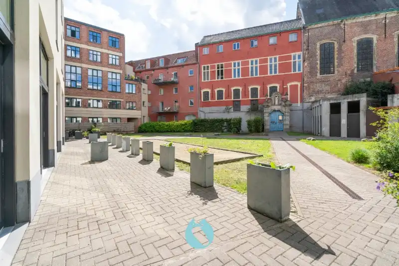 Gelijkvloerse serviceflat met privaat terras foto 9