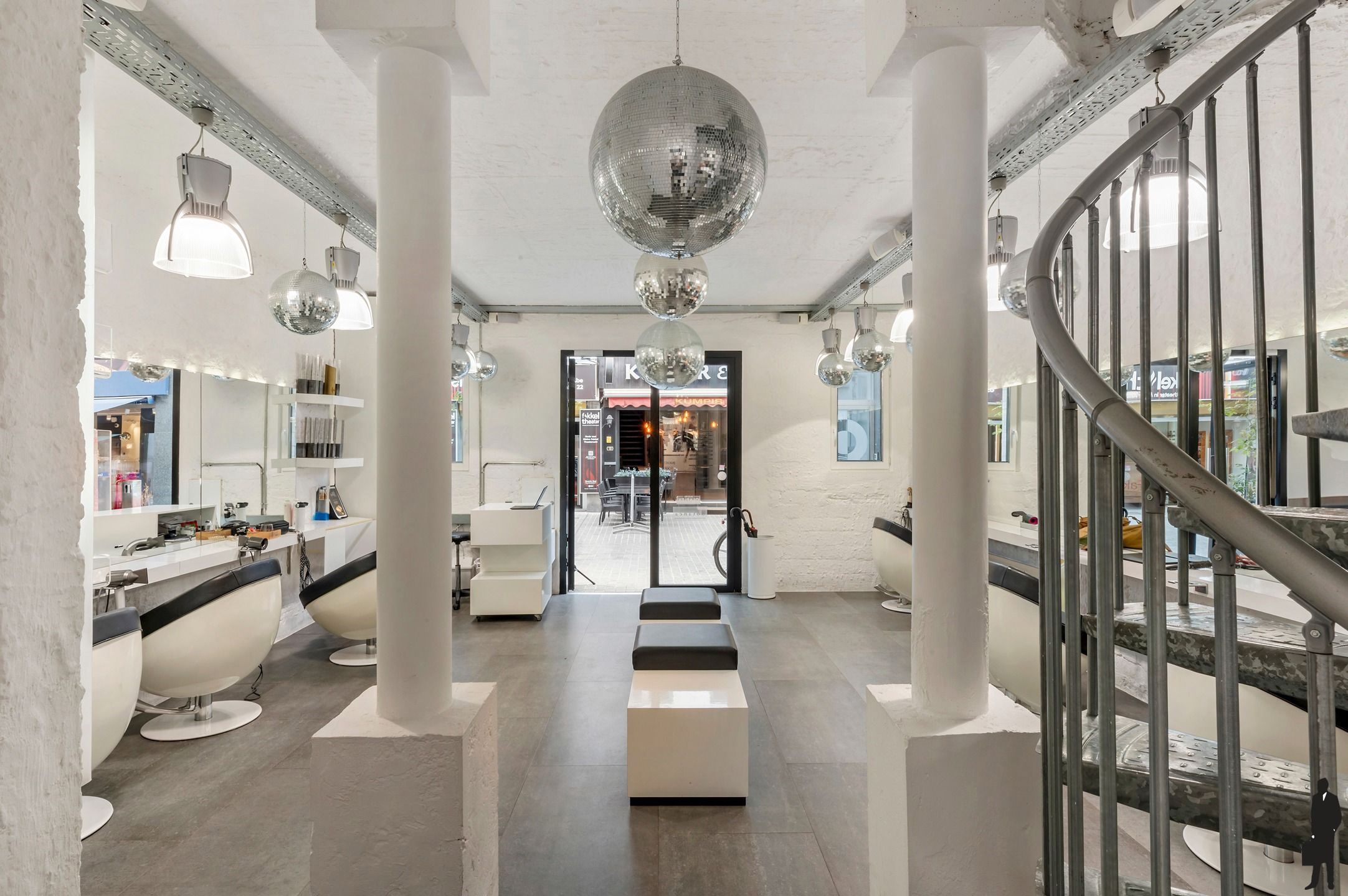 Unieke stadswoning met lift & terras in hartje Antwerpen foto 8