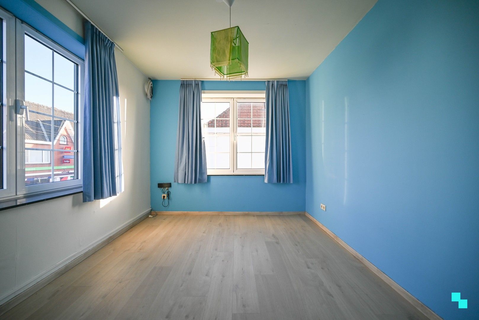 Riante handelswoonst in Waregem foto 32