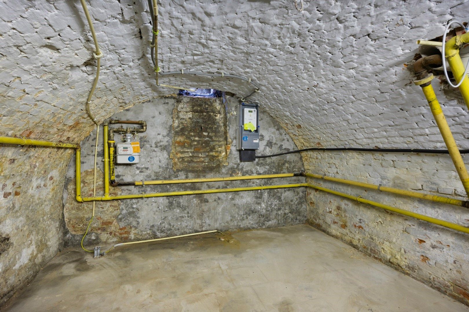 Halfopen hoekwoning met garage en dakterras op toplocatie in Kessel-Lo – renovatieproject met veel potentieel foto 33