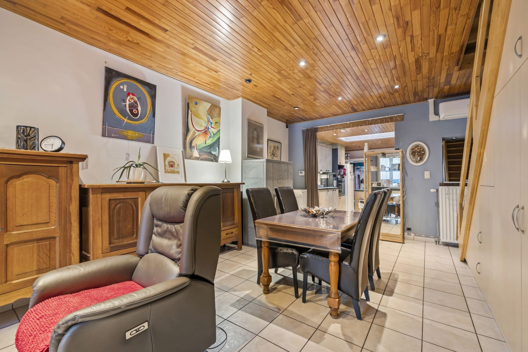 Energiezuinige, gerenoveerde rijwoning met tuin foto 5