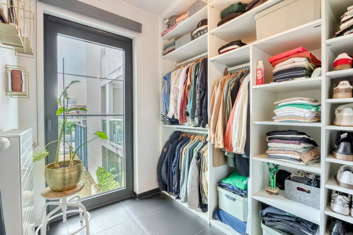 Jong en stijlvol appartement met westgericht terras, veel maatwerk en EPC-label A foto 14