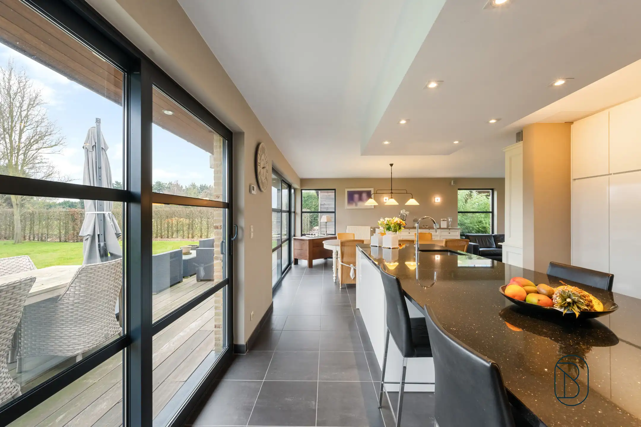 Prachtige eigendom met 2 wooneenheden op 6339m2!  foto 7