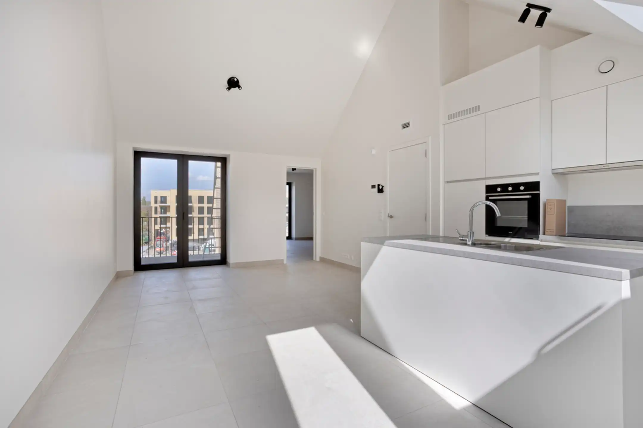 Nieuw appartement met 2 slaapkamers in een ideale omgeving foto 6