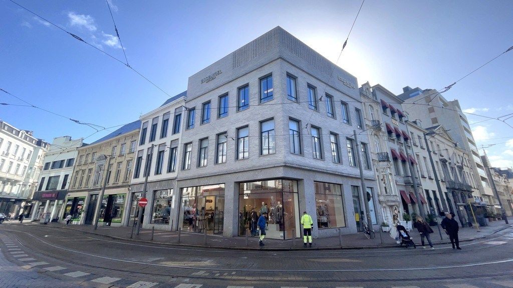 Exclusief loftkantoor te huur in Huis Lumen te Antwerpen foto 21