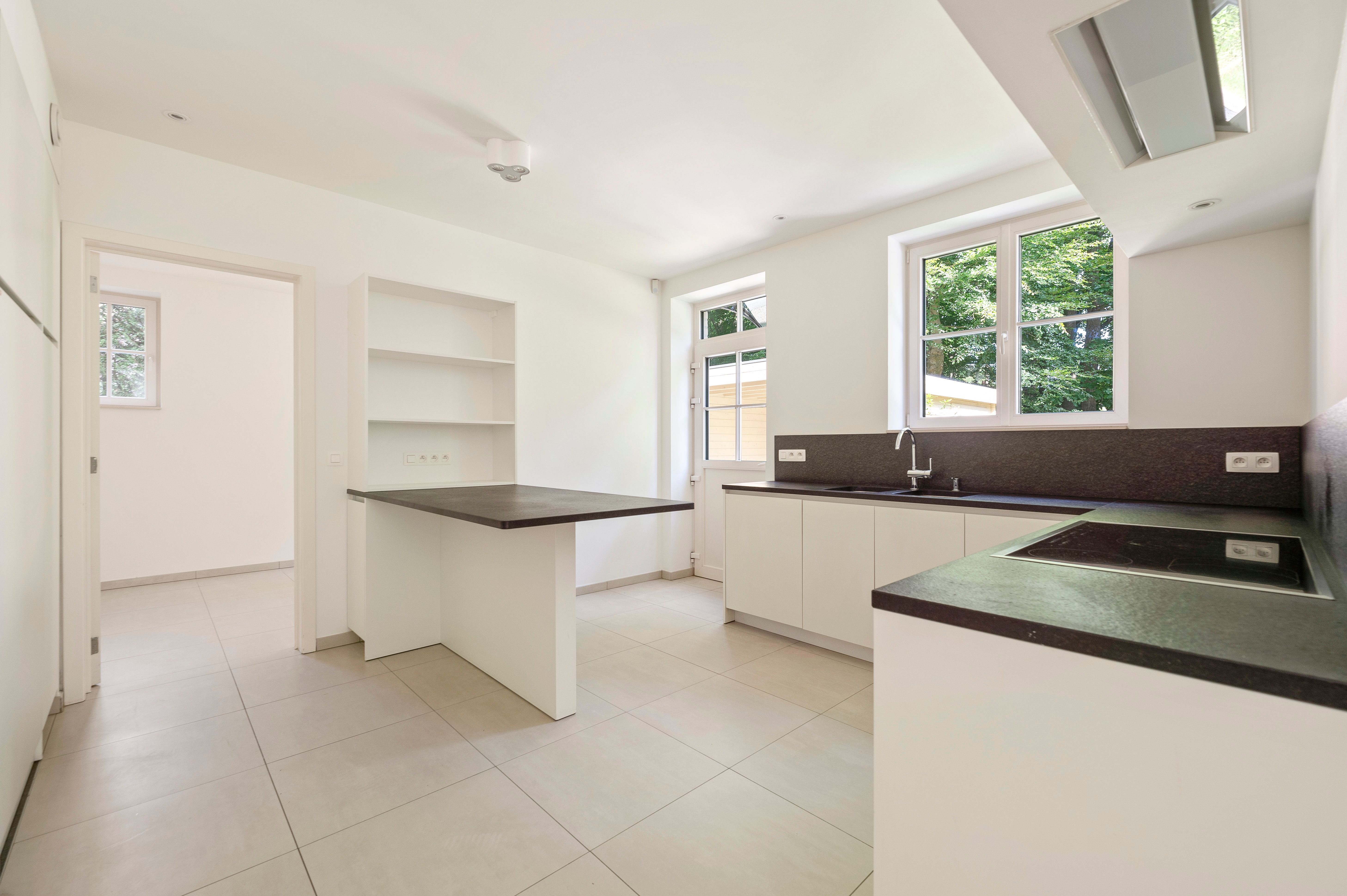 Prachtige moderne villa met optie tot zorgwoning. foto 7