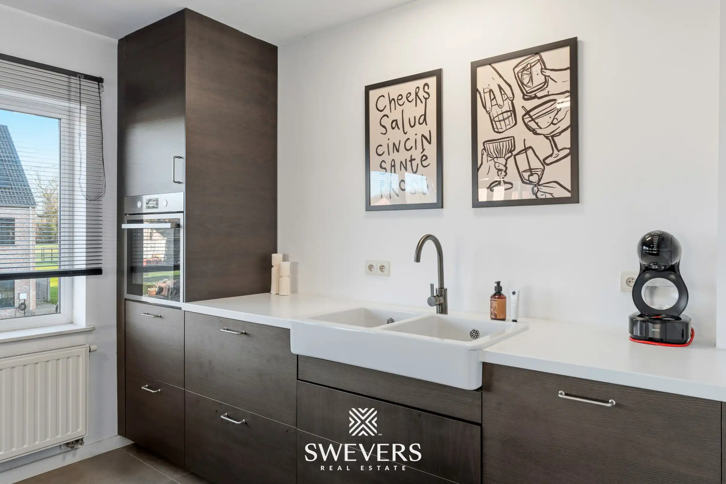 Gerenoveerd appartement met terras op topligging in Diepenbeek foto 10