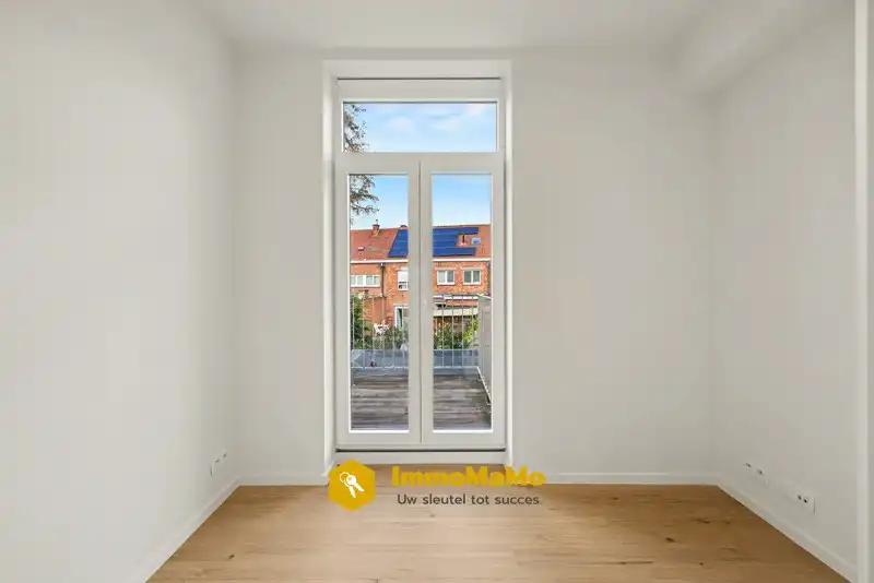 RECENT GERENOVEERD 1 SLAAPKAMER APPARTEMENT TE KOOP IN ZELZATE foto 16