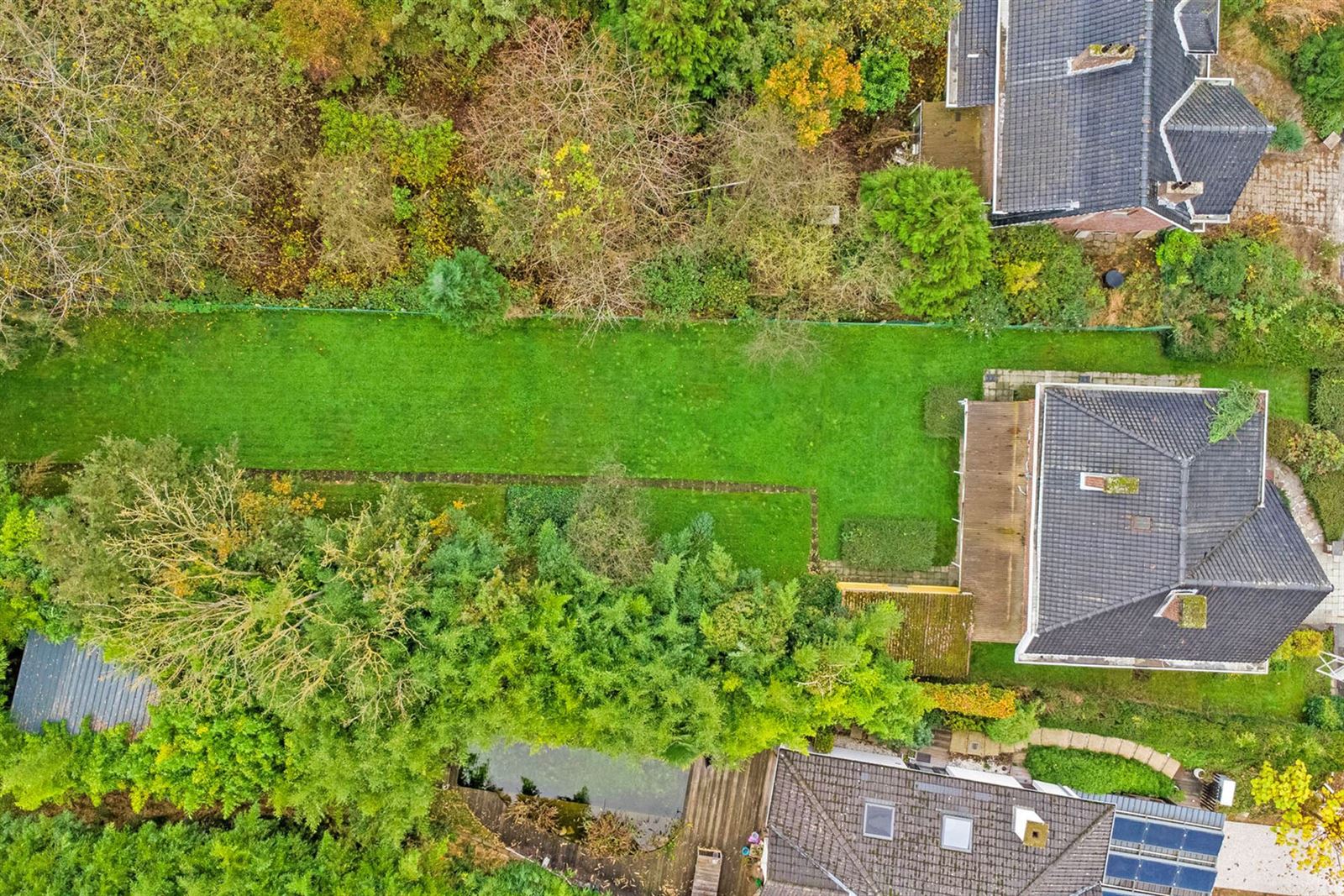 Woning met 3 slaapkamers, garage en tuin foto 5