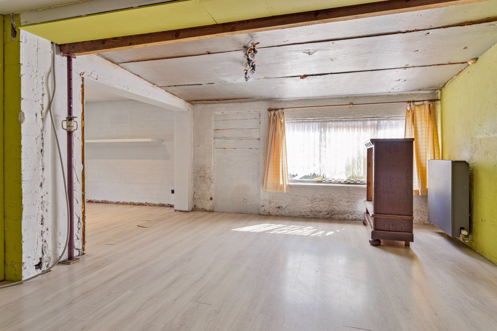 Te renoveren woning met magazijn op 824 m² nabij het centrum van Tessenderlo ! foto 8