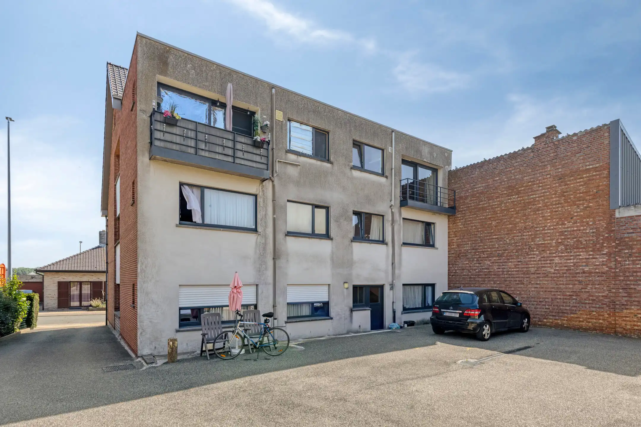 Gelijkvloers 1-slaapkamerappartement en mogelijkheid garage foto 8