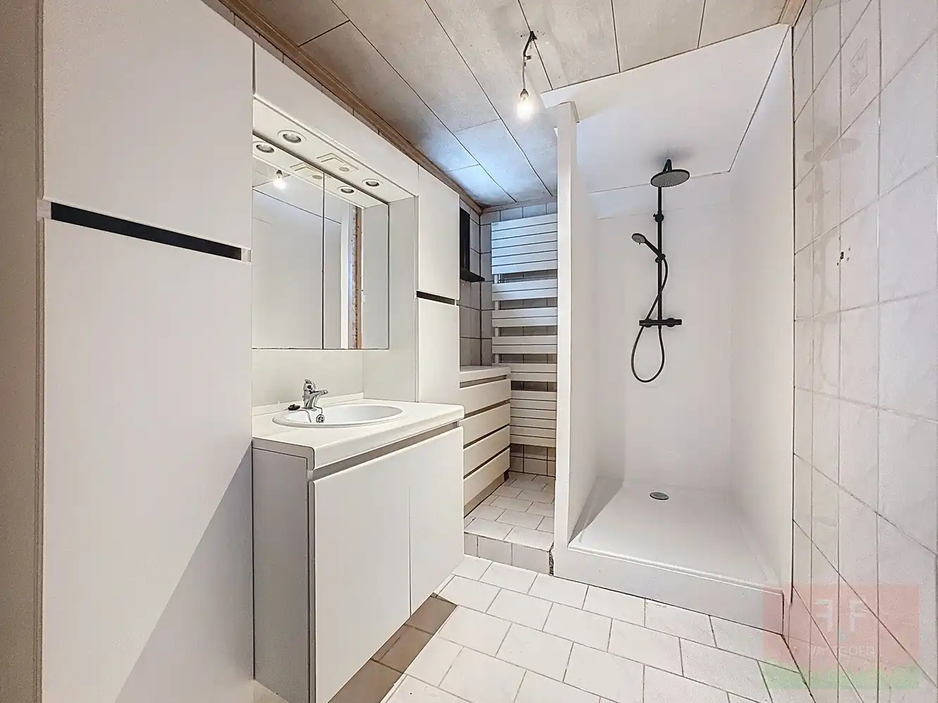 Karaktervolle halfopen gezinswoning aan de stadsrand van Aalst foto 10