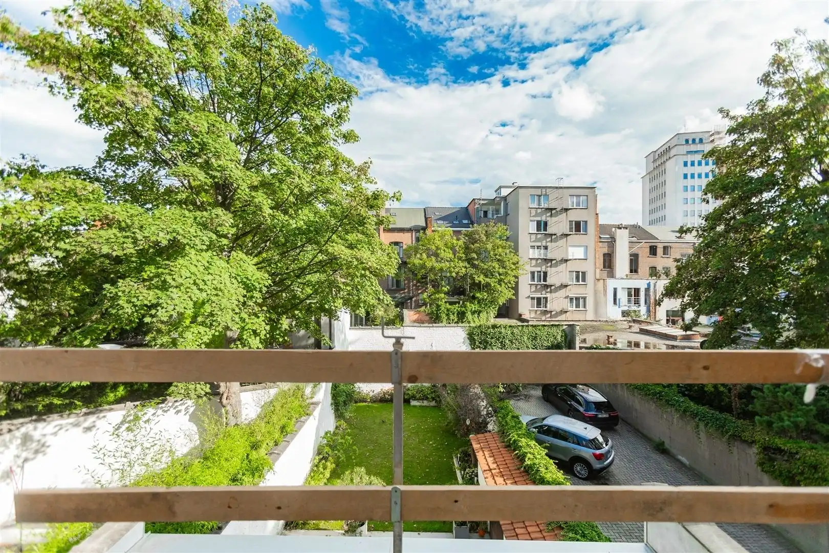 Stijlvol gerenoveerd appartement foto 17