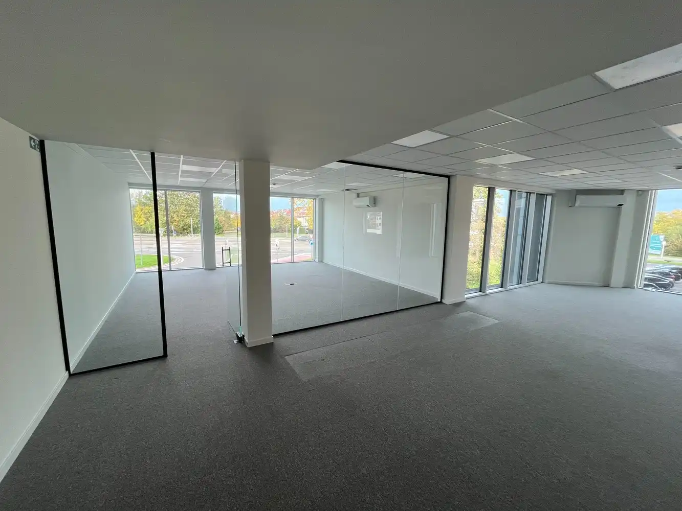 629m² kantoren foto 7