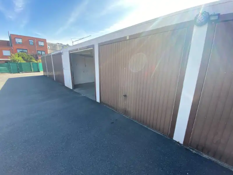 Garagebox nabij Sint-Pietersstation te Gent foto 4