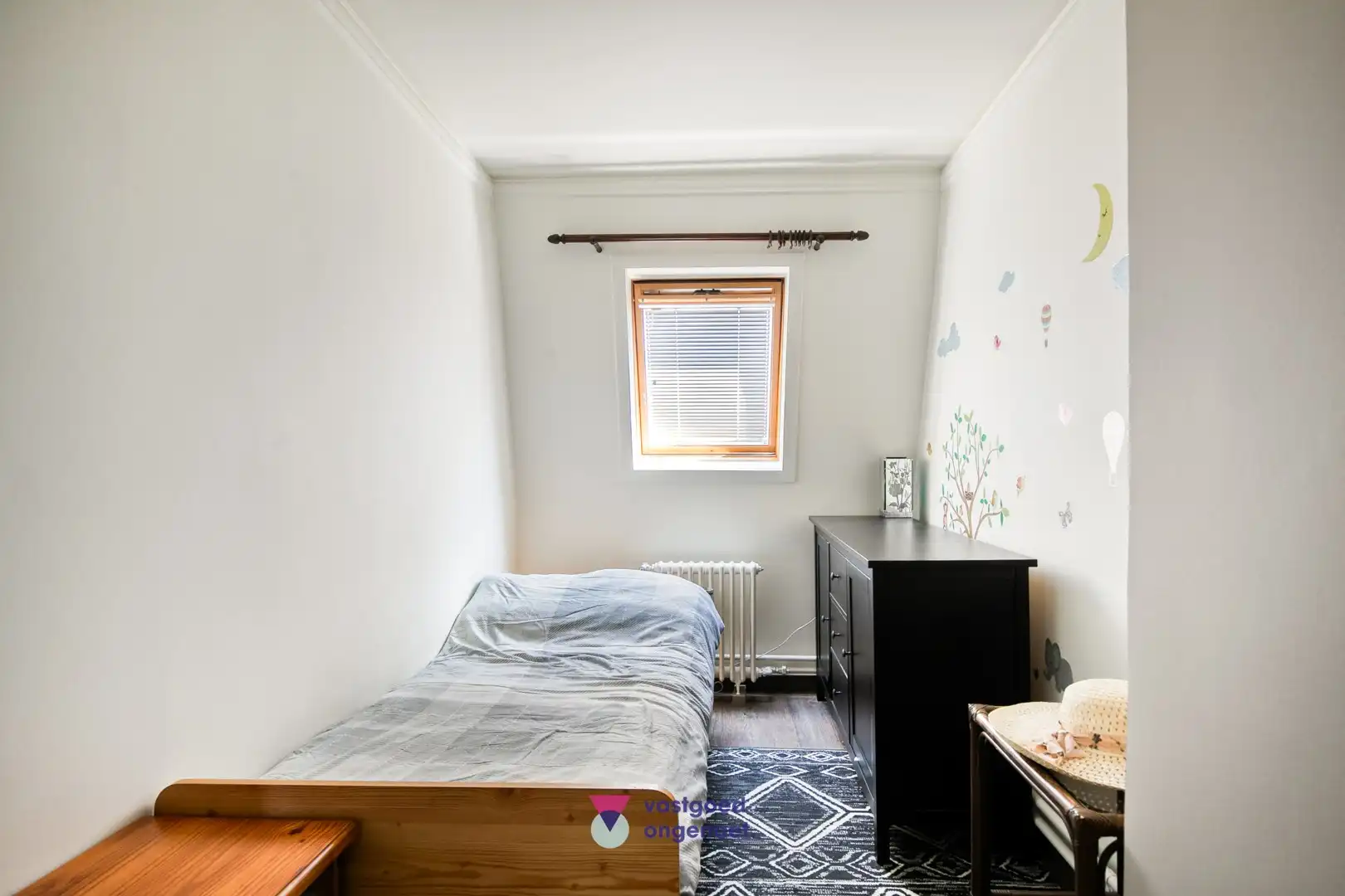 Charmante gesloten woning met zonnige tuin en garage foto 7