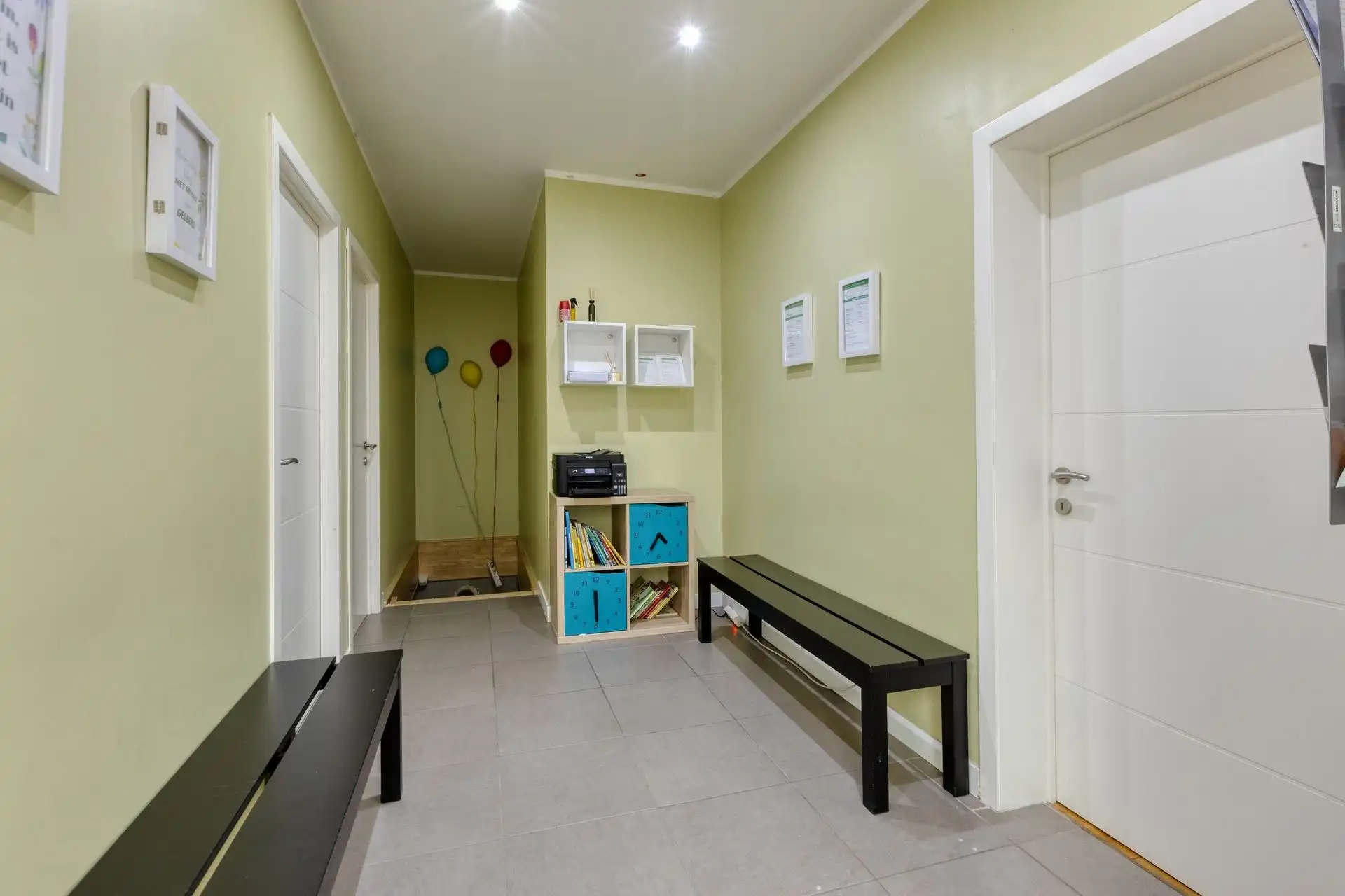 Ruime woning met maar liefst 4 slaapkamers én praktijkruimte in Maasmechelen! foto 23