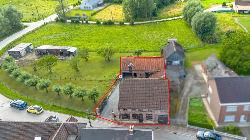 Te renoveren fermette met 3 slaapkamers in rustige en groene omgeving. foto 1